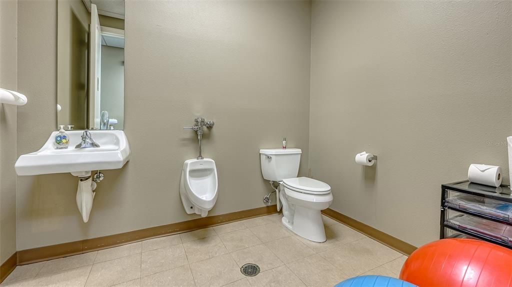 En Renta: $5,500 (2 camas, 2 baños, 2280 Pies cuadrados)