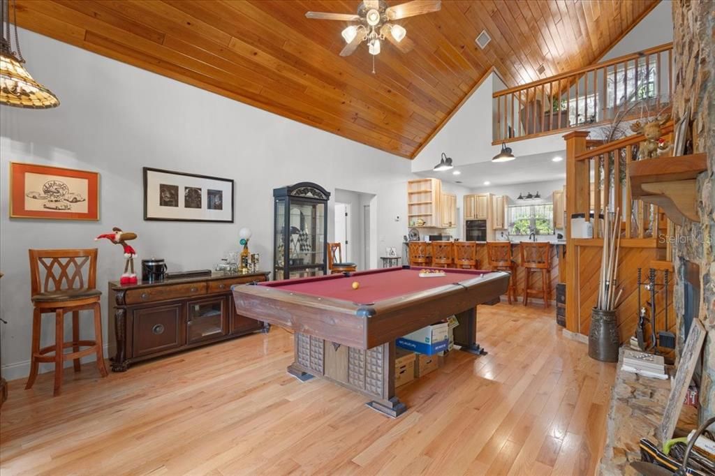 For Sale: $675,000 (2 beds, 2 baths, 2296 Square Feet)