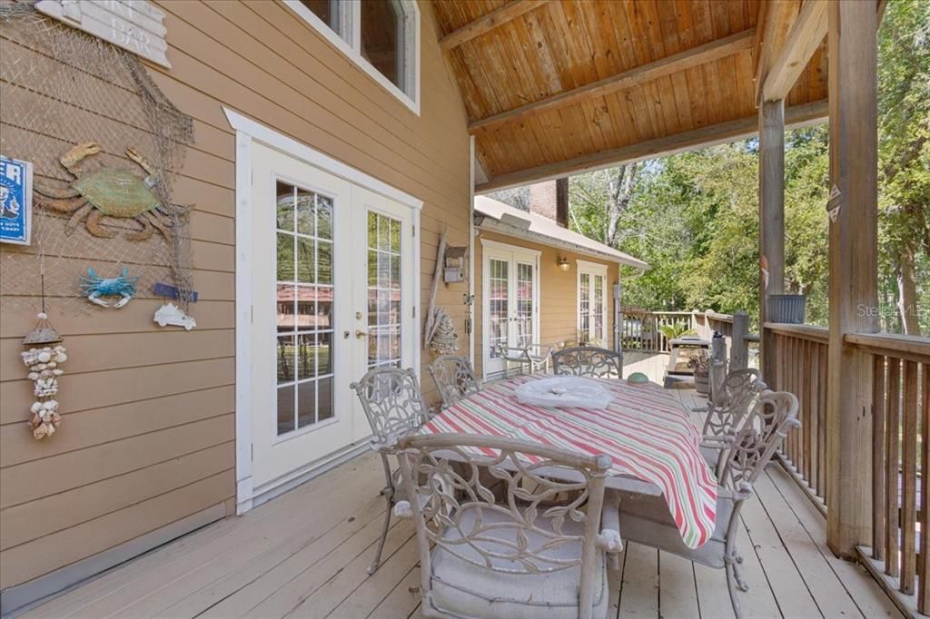 For Sale: $675,000 (2 beds, 2 baths, 2296 Square Feet)