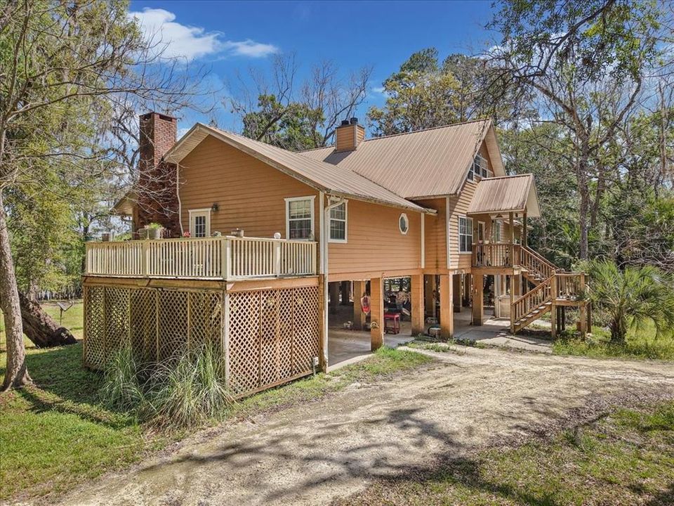 For Sale: $675,000 (2 beds, 2 baths, 2296 Square Feet)