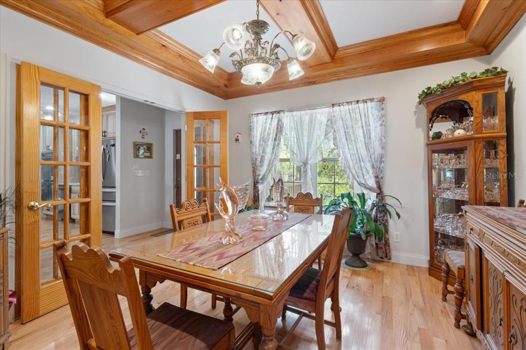 For Sale: $675,000 (2 beds, 2 baths, 2296 Square Feet)