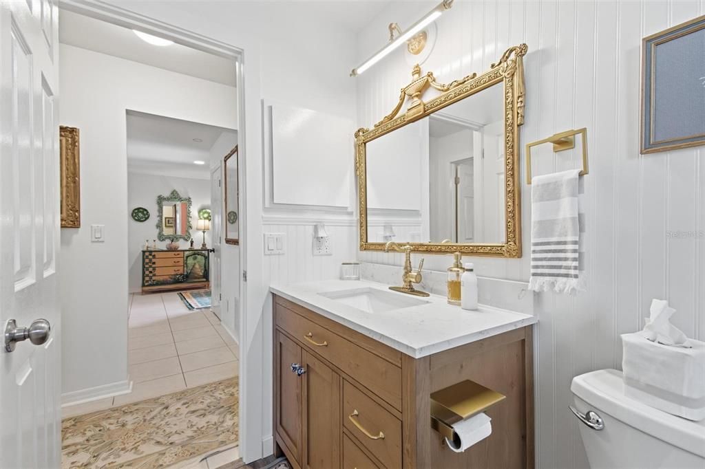 Activo con contrato: $749,000 (4 camas, 2 baños, 2084 Pies cuadrados)