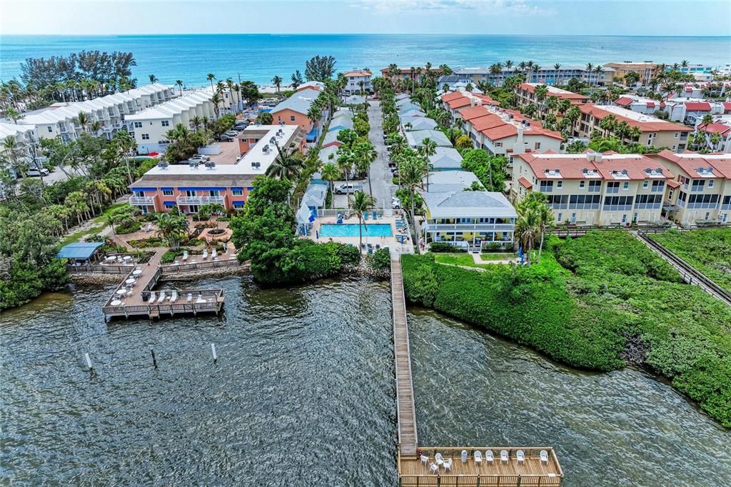 For Sale: $349,000 (1 beds, 1 baths, 380 Square Feet)