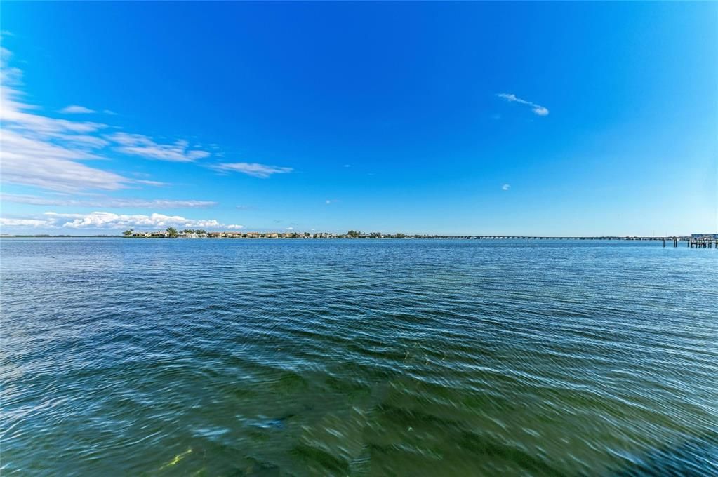 For Sale: $349,000 (1 beds, 1 baths, 380 Square Feet)