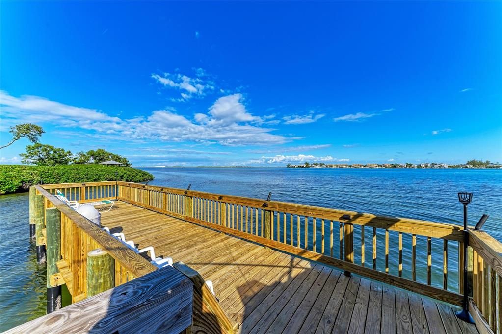 For Sale: $349,000 (1 beds, 1 baths, 380 Square Feet)