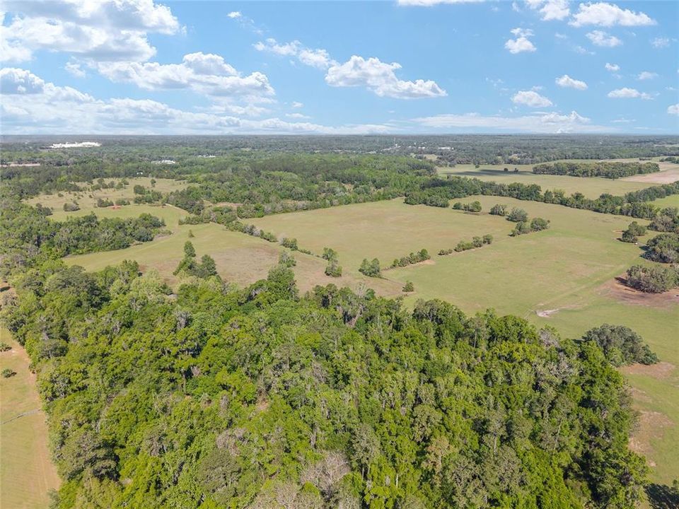 待售: $8,468,880 (293.28 acres)