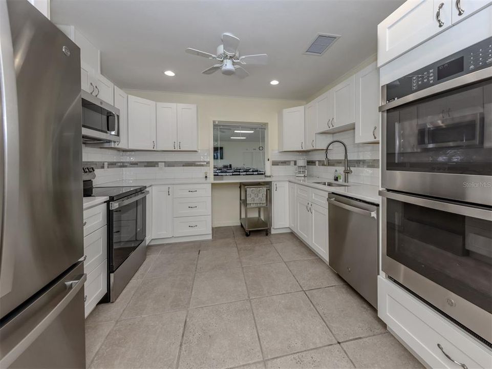 Activo con contrato: $164,900 (2 camas, 2 baños, 1345 Pies cuadrados)
