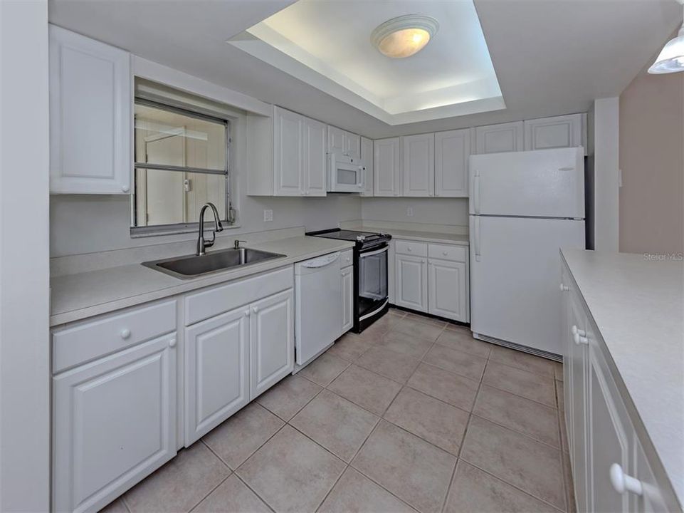 Activo con contrato: $164,900 (2 camas, 2 baños, 1345 Pies cuadrados)