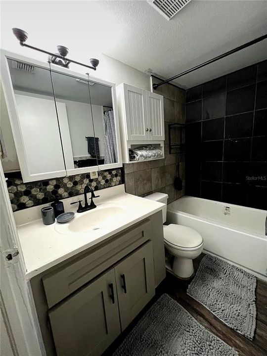 For Sale: $475,000 (5 beds, 0 baths, 1788 Square Feet)