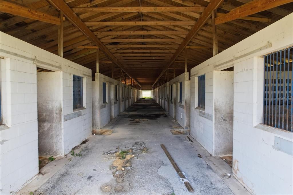 En Venta: $6,000,000 (34.31 acres)