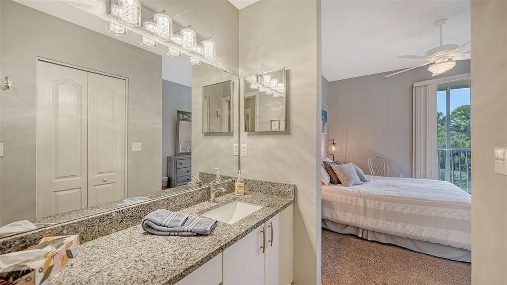 En Venta: $255,000 (2 camas, 2 baños, 1106 Pies cuadrados)