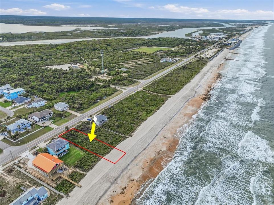 En Venta: $850,000 (0.33 acres)