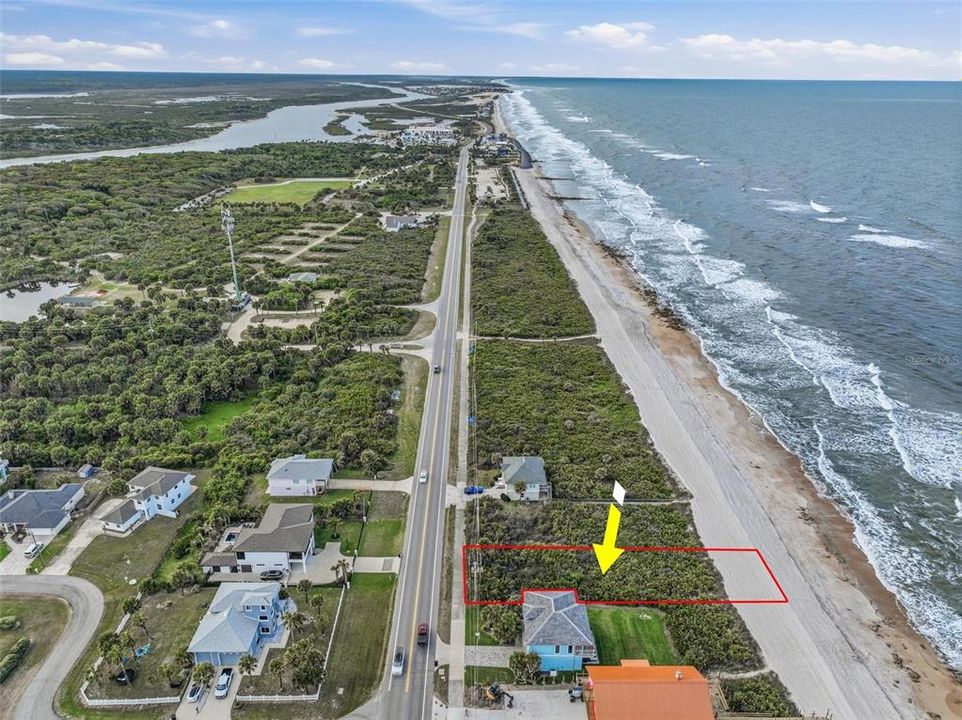 En Venta: $850,000 (0.33 acres)