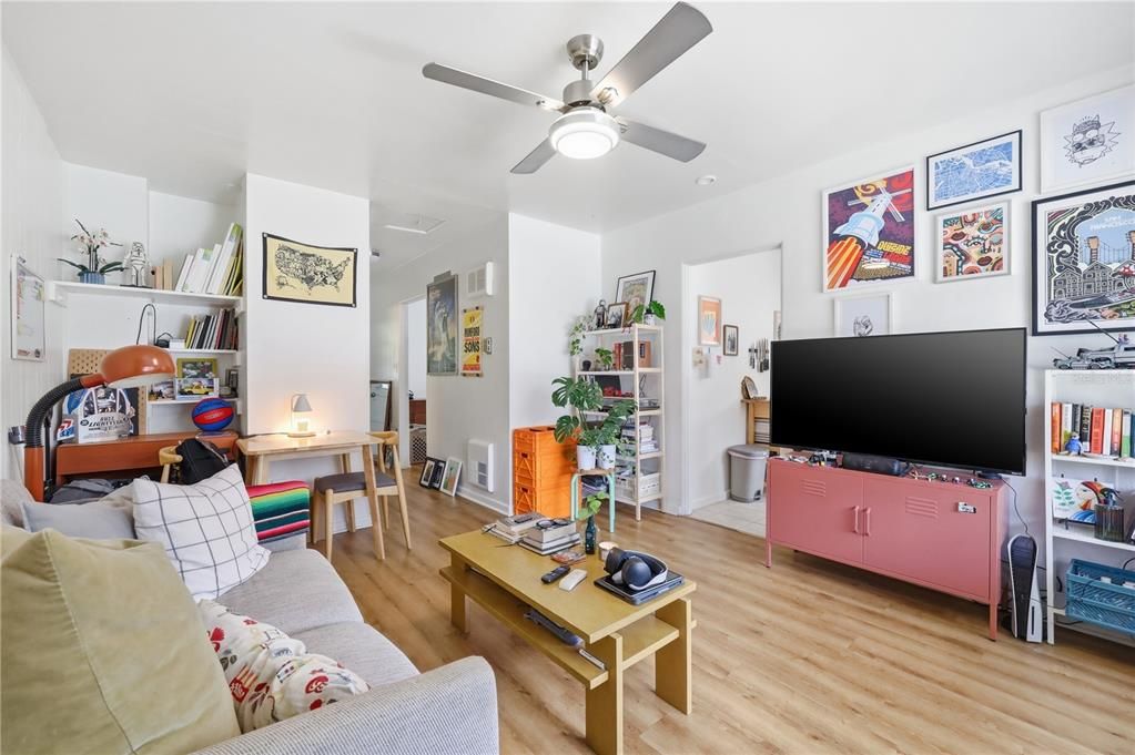 En Venta: $449,000 (2 camas, 0 baños, 1092 Pies cuadrados)