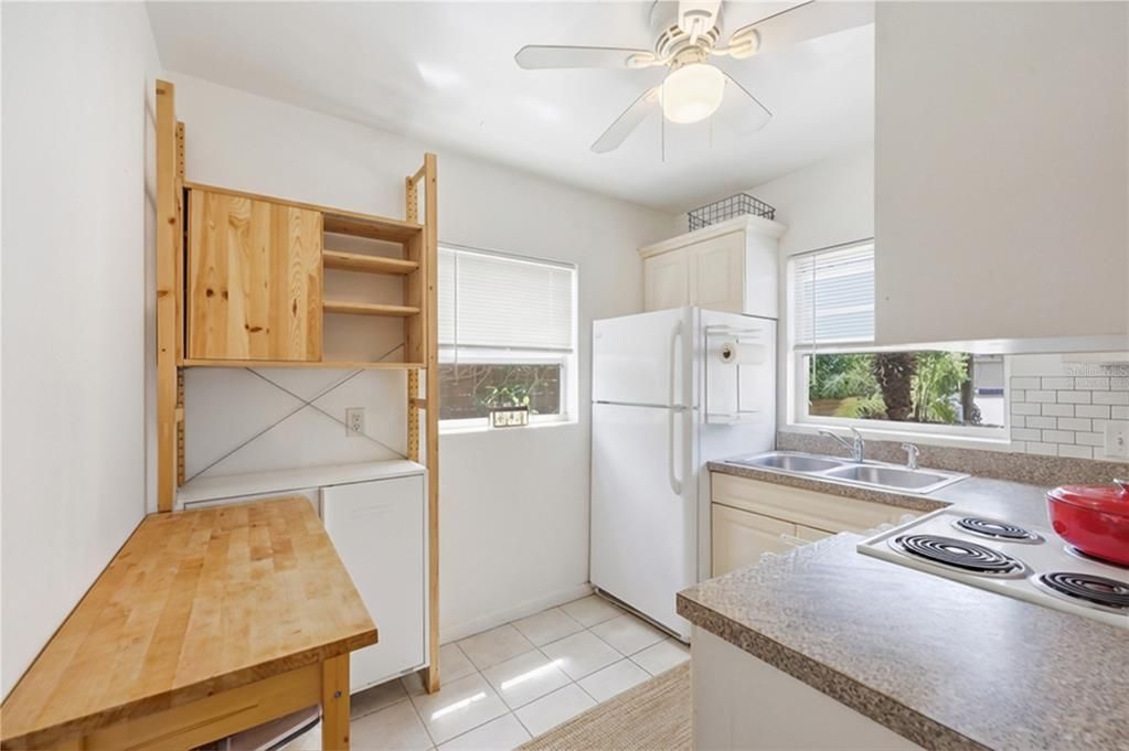 En Venta: $449,000 (2 camas, 0 baños, 1092 Pies cuadrados)