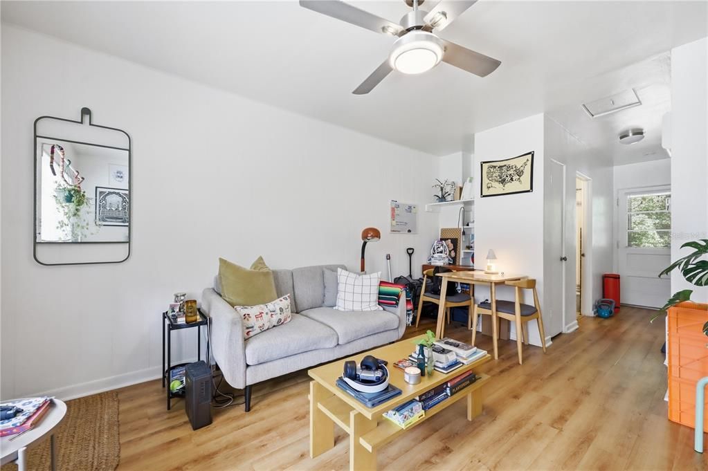 En Venta: $449,000 (2 camas, 0 baños, 1092 Pies cuadrados)