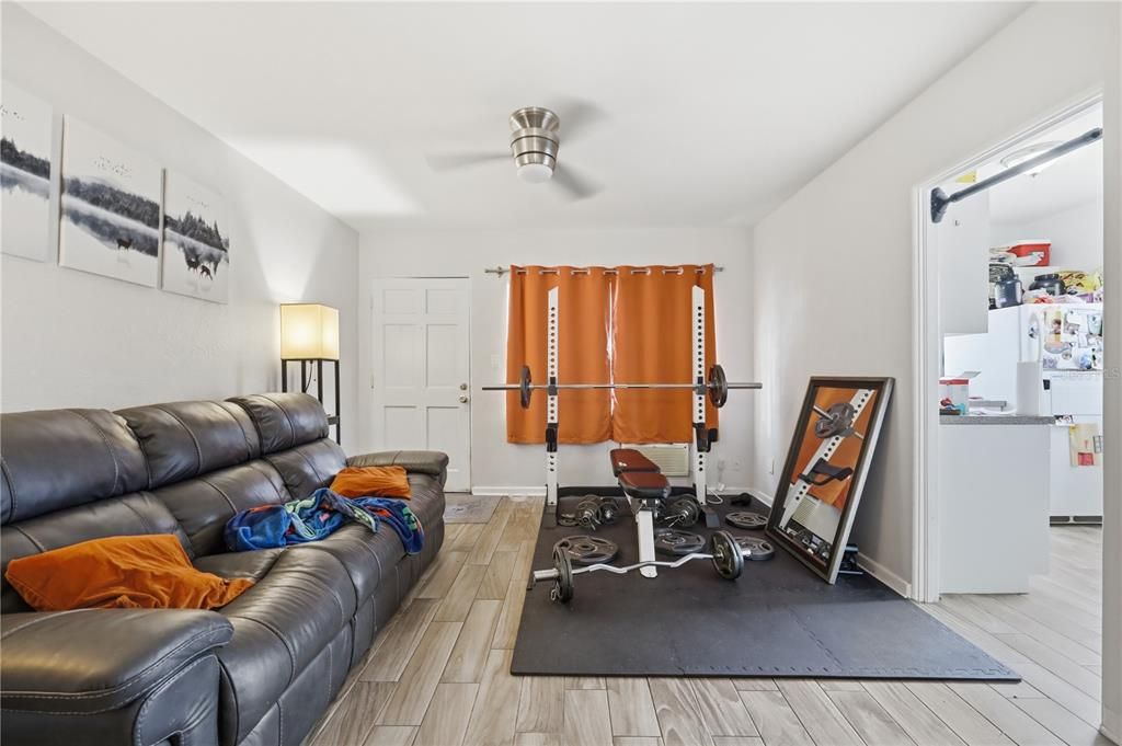 En Venta: $449,000 (2 camas, 0 baños, 1092 Pies cuadrados)