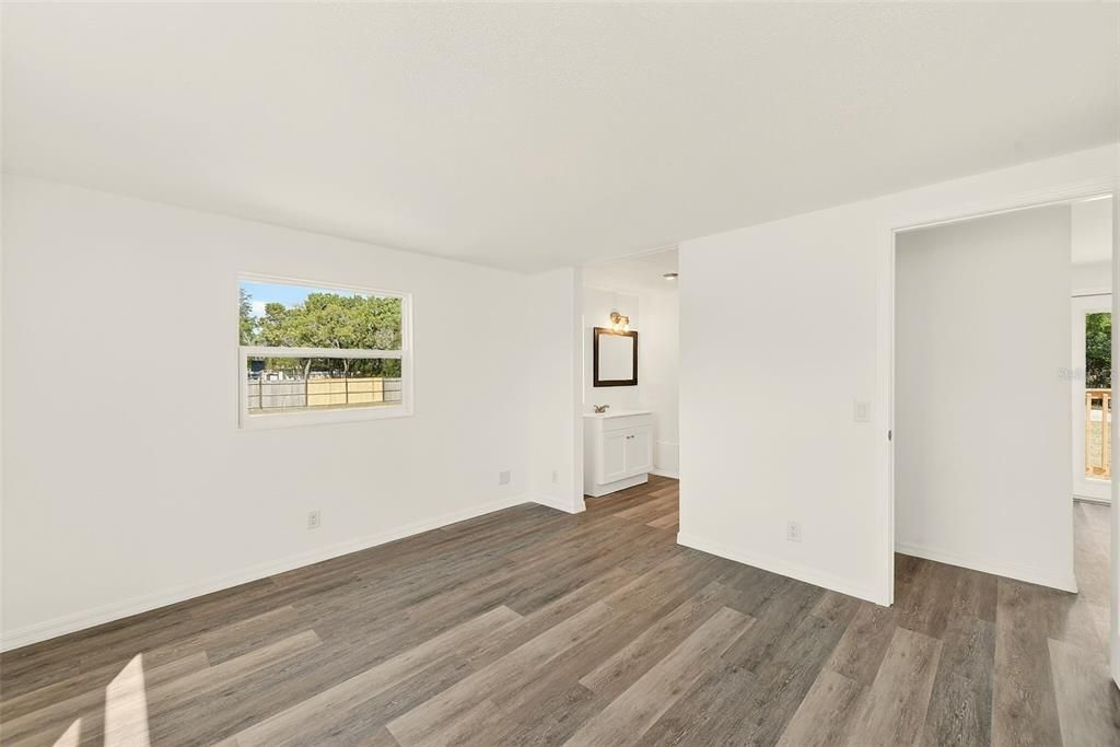 Activo con contrato: $265,200 (3 camas, 2 baños, 1248 Pies cuadrados)