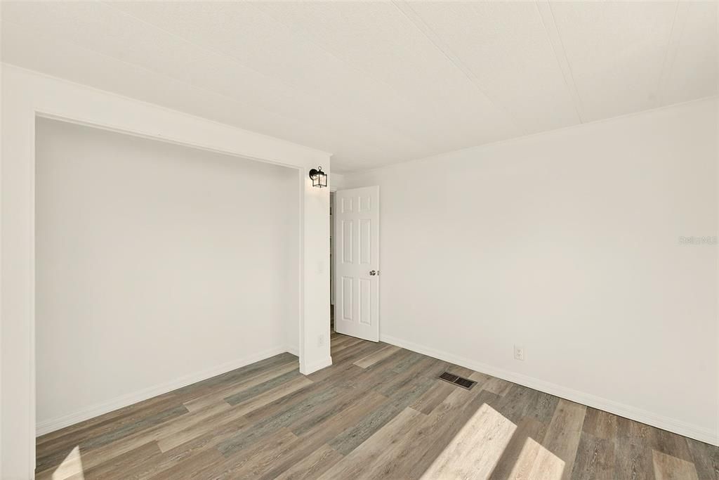 Activo con contrato: $265,200 (3 camas, 2 baños, 1248 Pies cuadrados)
