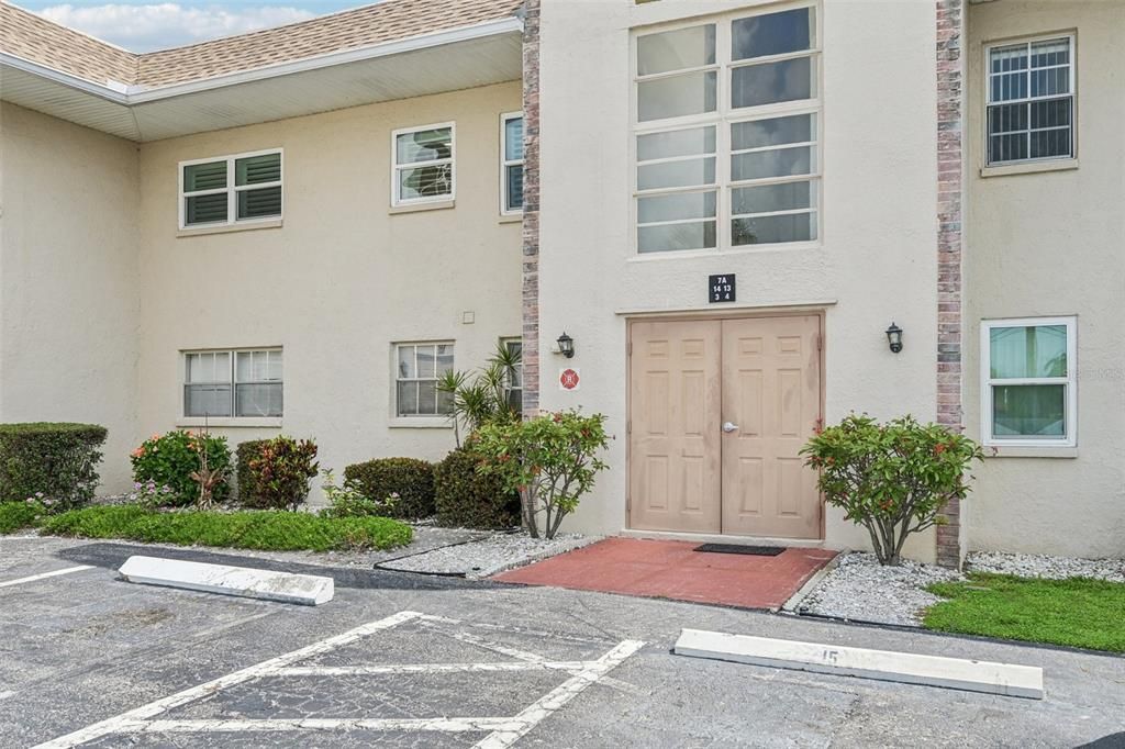 En Venta: $149,000 (2 camas, 1 baños, 925 Pies cuadrados)