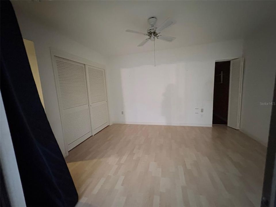На продажу: $349,900 (2 спален, 2 ванн, 1316 Квадратных фут)