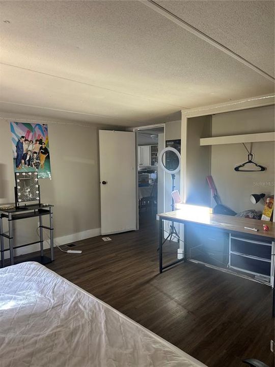 En Venta: $220,000 (3 camas, 2 baños, 1144 Pies cuadrados)