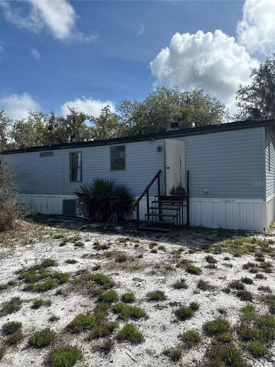 En Venta: $220,000 (3 camas, 2 baños, 1144 Pies cuadrados)
