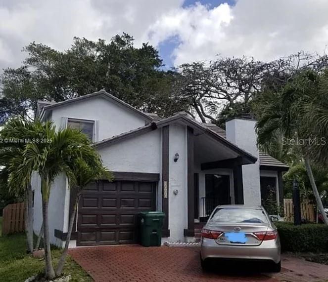 Vendido Recientemente: $499,900 (3 camas, 2 baños, 1492 Pies cuadrados)