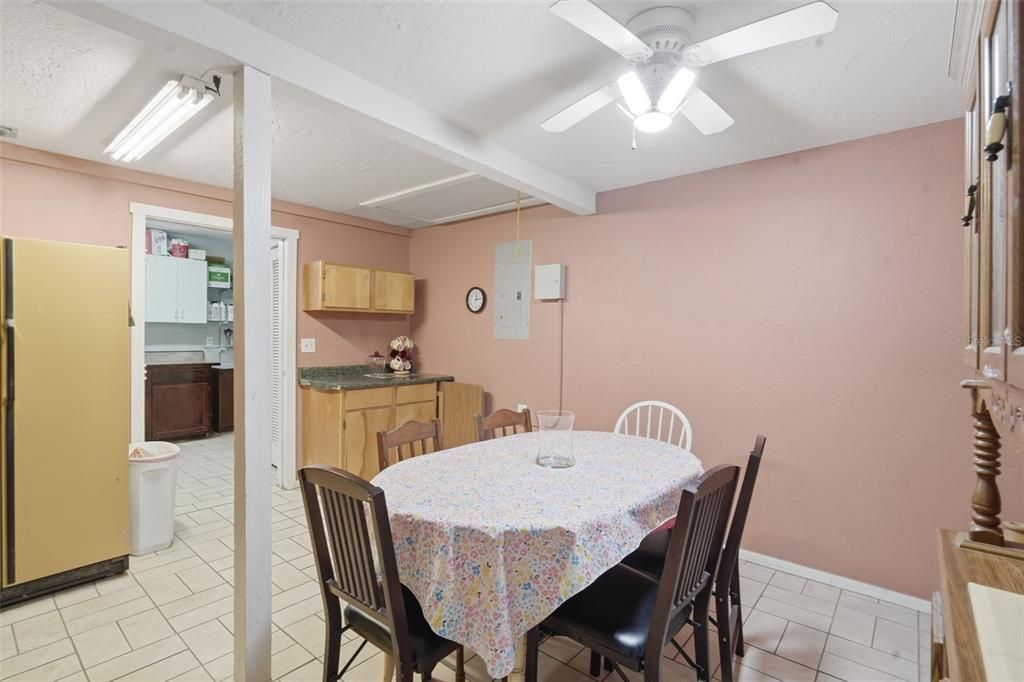 На продажу: $795,000 (0 спален, 0 ванн, 3430 Квадратных фут)