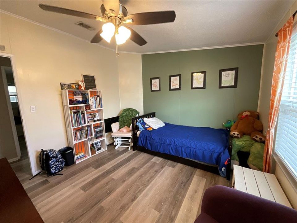 Active With Contract: $168,000 (2 beds, 2 baths, 1248 Square Feet)