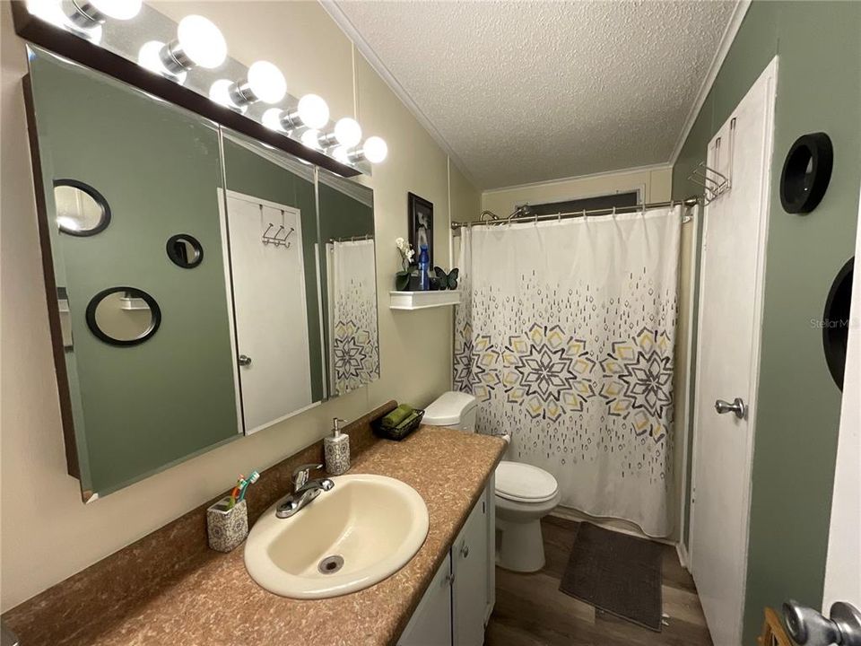 Active With Contract: $168,000 (2 beds, 2 baths, 1248 Square Feet)