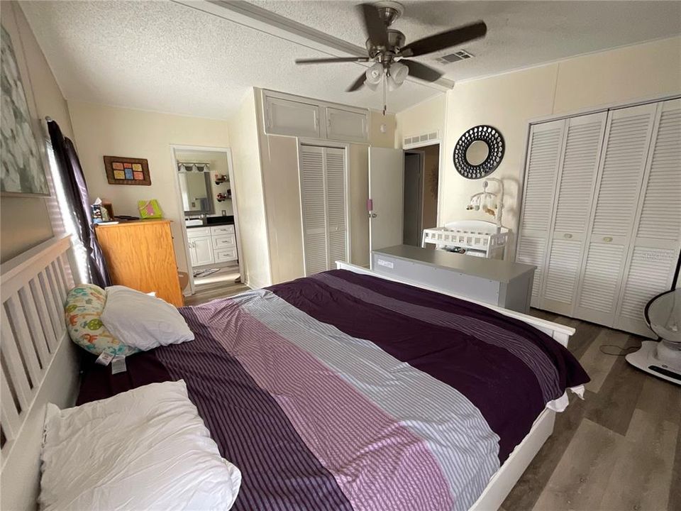 Active With Contract: $168,000 (2 beds, 2 baths, 1248 Square Feet)