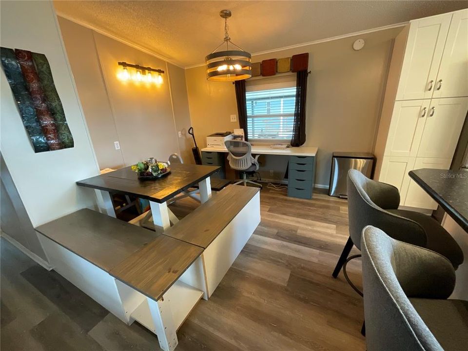 Active With Contract: $168,000 (2 beds, 2 baths, 1248 Square Feet)