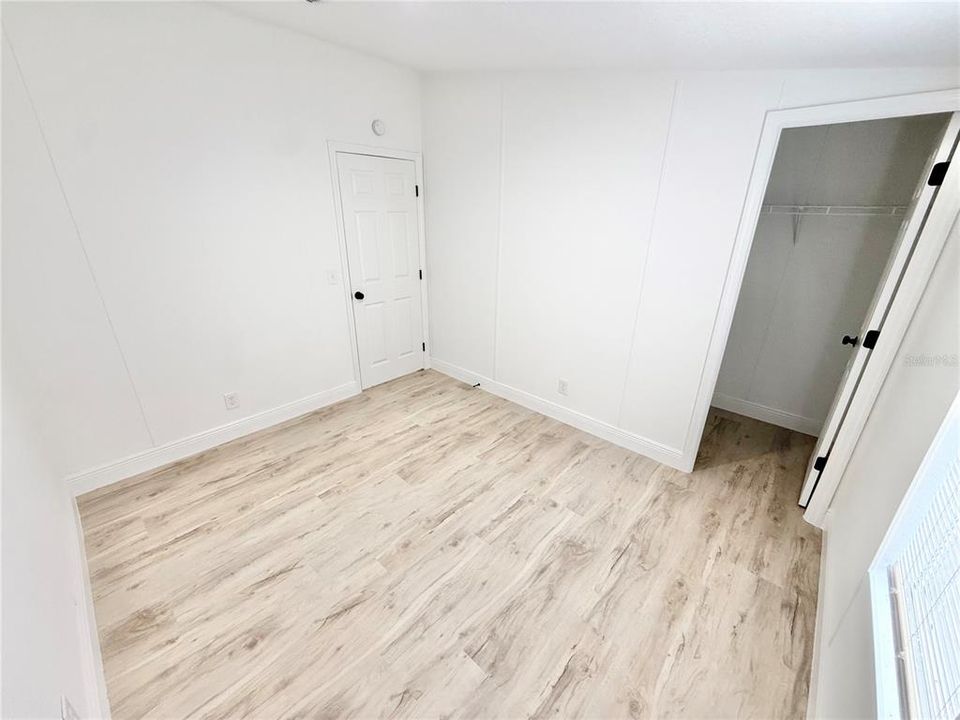 合同活跃: $229,900 (3 贝兹, 2 浴室, 1344 平方英尺)