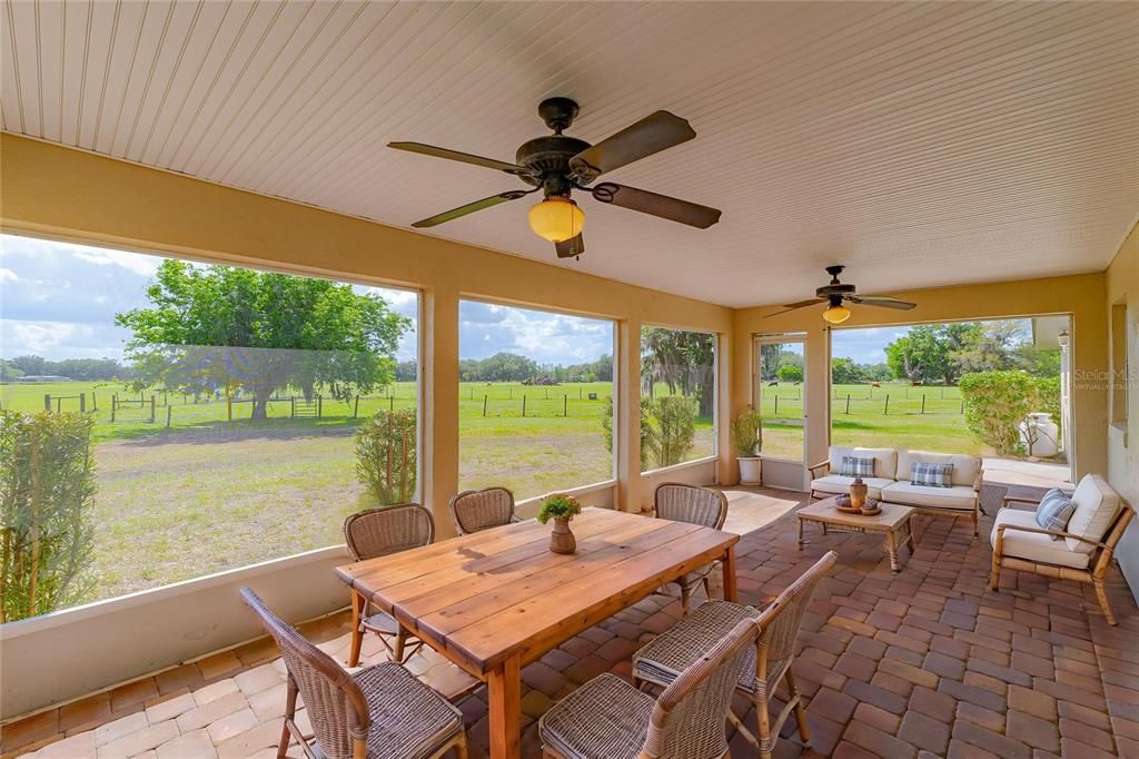 For Sale: $575,000 (3 beds, 2 baths, 1488 Square Feet)