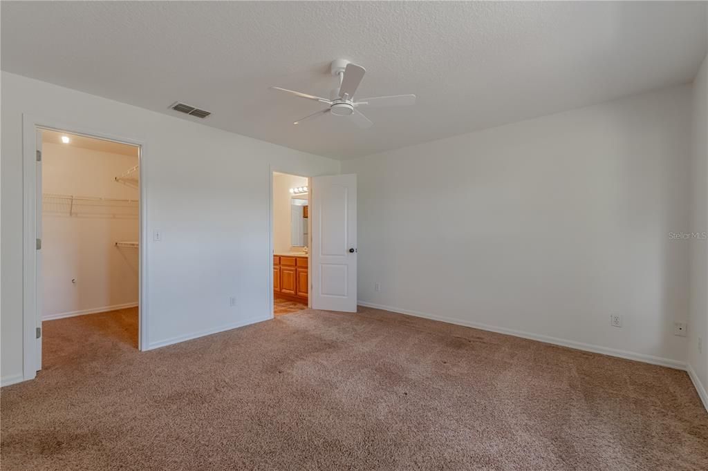 For Sale: $575,000 (3 beds, 2 baths, 1488 Square Feet)