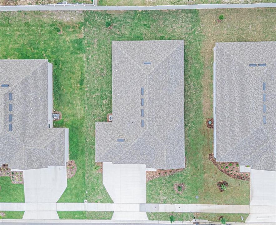 For Rent: $2,600 (4 beds, 3 baths, 2106 Square Feet)
