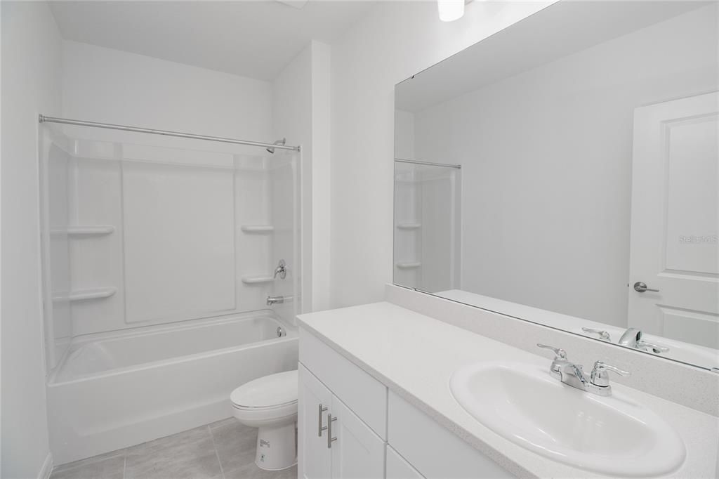 For Rent: $2,600 (4 beds, 3 baths, 2106 Square Feet)