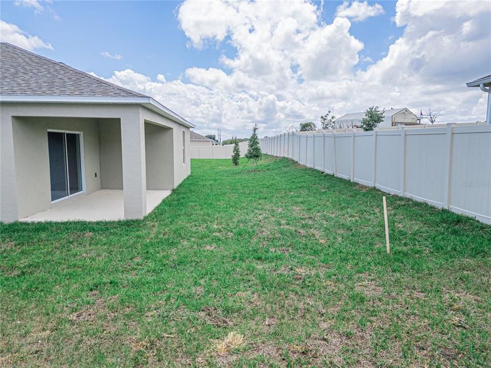 For Rent: $2,600 (4 beds, 3 baths, 2106 Square Feet)