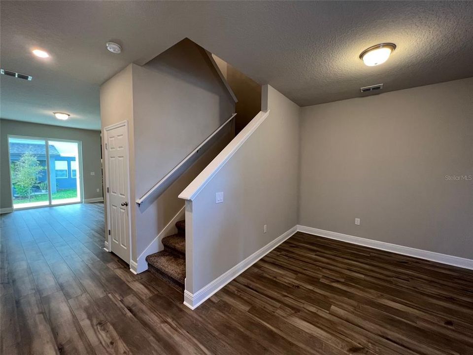 В аренду: $2,800 (3 спален, 2 ванн, 2308 Квадратных фут)