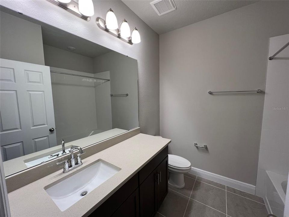 В аренду: $2,800 (3 спален, 2 ванн, 2308 Квадратных фут)