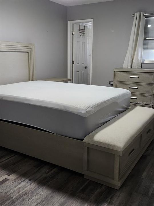 En Venta: $318,000 (2 camas, 2 baños, 1250 Pies cuadrados)