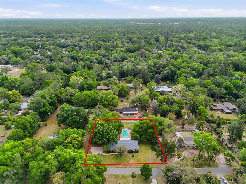 For Sale: $465,000 (3 beds, 2 baths, 1984 Square Feet)