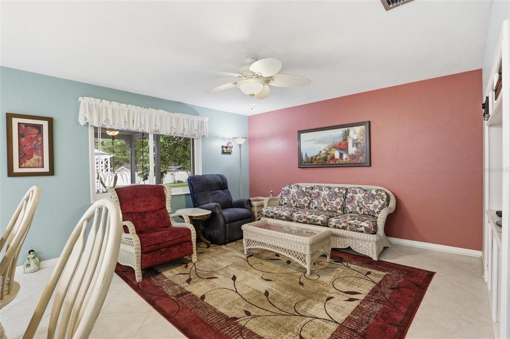 For Sale: $465,000 (3 beds, 2 baths, 1984 Square Feet)