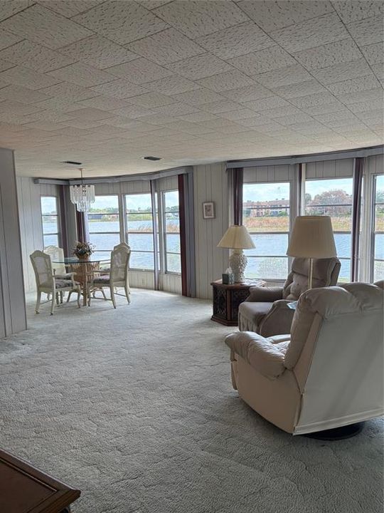 待售: $175,000 (2 贝兹, 2 浴室, 1080 平方英尺)