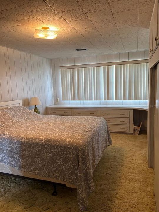 待售: $175,000 (2 贝兹, 2 浴室, 1080 平方英尺)