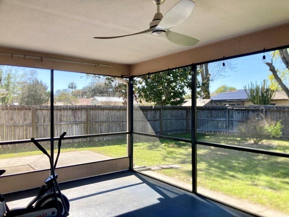 For Sale: $274,900 (3 beds, 2 baths, 1731 Square Feet)