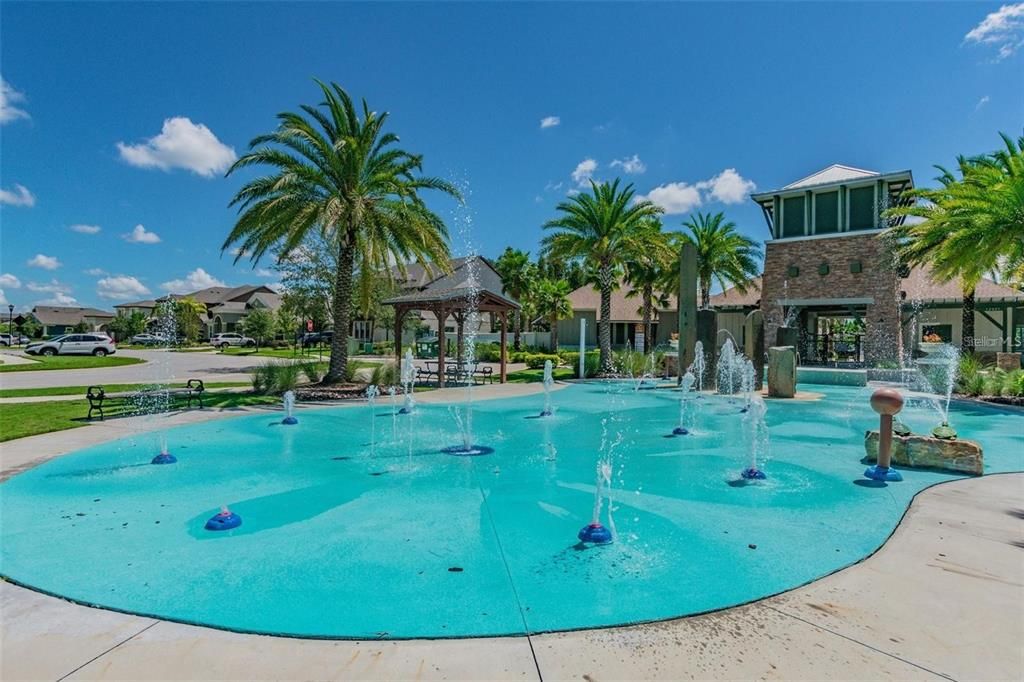 Active With Contract: $550,000 (4 beds, 3 baths, 2840 Square Feet)