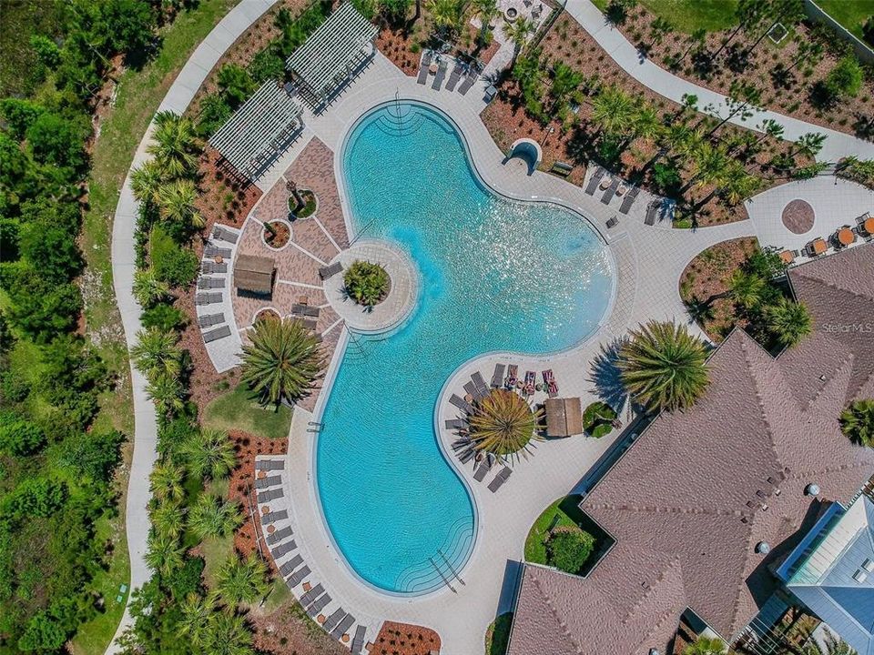 Active With Contract: $550,000 (4 beds, 3 baths, 2840 Square Feet)