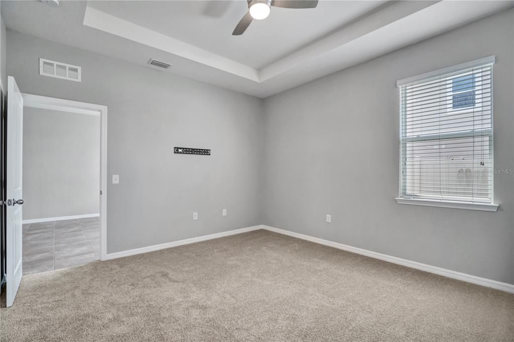 Active With Contract: $550,000 (4 beds, 3 baths, 2840 Square Feet)